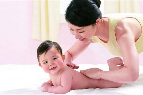 泉州代生宝宝长牙了就断奶了吗 喂奶的六大误区妈妈千万要避开